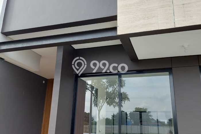 Rumah Strategis Modern Lb 190m2 di Cikupa, Tangerang Rumah Strategis Modern Lb 190m2 di Cikupa, Tangerang