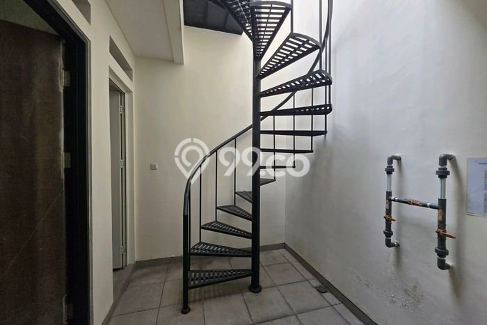 For Sale Rumah Mewah Exclusive di Cikupa, Tangerang For Sale Rumah Mewah Exclusive di Cikupa, Tangerang