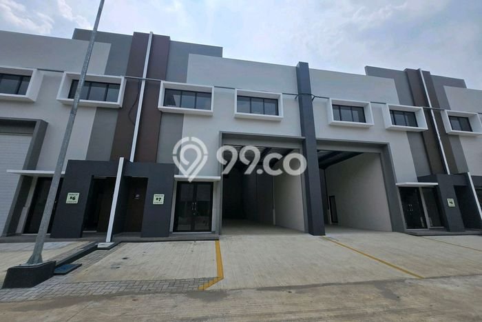 Gudang Strategis di Tangerang, Luas 270m2m², Pusat Niaga Gudang Strategis di Tangerang, Luas 270m2m², Pusat Niaga