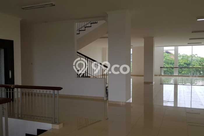 Unit Komersial Dijual di Wonocolo Surabaya Luas Tanah 800m2, Luas Bangunan 1500m2 Unit Komersial Dijual di Wonocolo Surabaya Luas Tanah 800m2, Luas Bangunan 1500m2