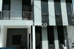 Rumah Lokasi Strategis di Rungkut, Surabaya, Luas 198m2m² Bangunan 396m2m² Rumah Lokasi Strategis di Rungkut, Surabaya, Luas 198m2m² Bangunan 396m2m²