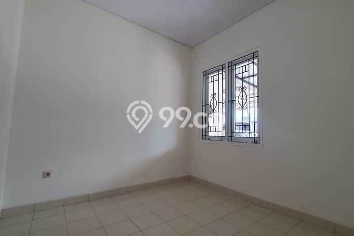 Dijual Terbatas Rumah LT 78m² di BSD Neo Catalonia, Keamanan 24 Jam, Tangerang Dijual Terbatas Rumah LT 78m² di BSD Neo Catalonia, Keamanan 24 Jam, Tangerang