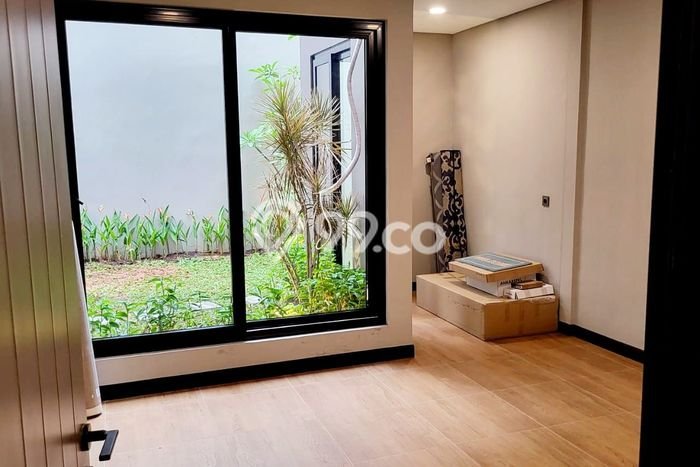 Rumah Elit Modern Siap Huni di BSD City Tangerang Rumah Elit Modern Siap Huni di BSD City Tangerang