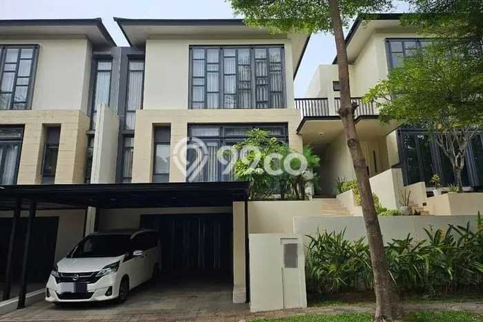 Rumah Mewah LB 285m2 Siap Huni Desain Elegan di BSD City, Tangerang Rumah Mewah LB 285m2 Siap Huni Desain Elegan di BSD City, Tangerang