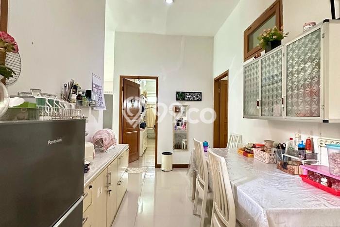 For Sale! Luxury House LT 450m2 Desain Modern di Warung Buncit For Sale! Luxury House LT 450m2 Desain Modern di Warung Buncit