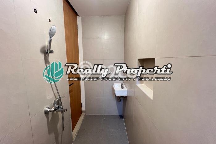 Rumah Modern 3 KT di Pondok Kelapa Jakarta Timur Rumah Modern 3 KT di Pondok Kelapa Jakarta Timur