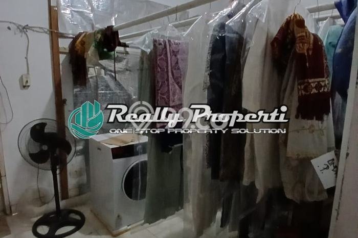 Ruko Bagus LT 90m2 LB 172m2 Dijual di Rawalumbu Bekasi Ruko Bagus LT 90m2 LB 172m2 Dijual di Rawalumbu Bekasi