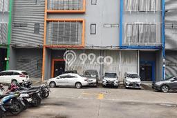 Disewakan Ruko di Kawasan Ramai Saharjo Luas 180m2 Disewakan Ruko di Kawasan Ramai Saharjo Luas 180m2
