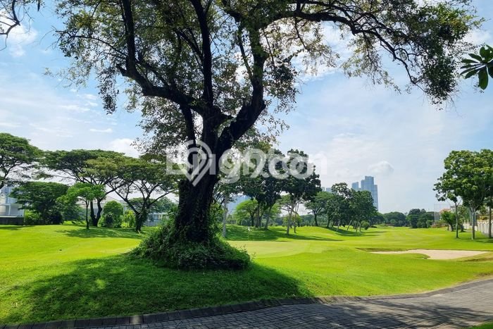 Kavling Tanah untuk Dijual di Graha, Surabaya, Luas 1490m2 Kavling Tanah untuk Dijual di Graha, Surabaya, Luas 1490m2