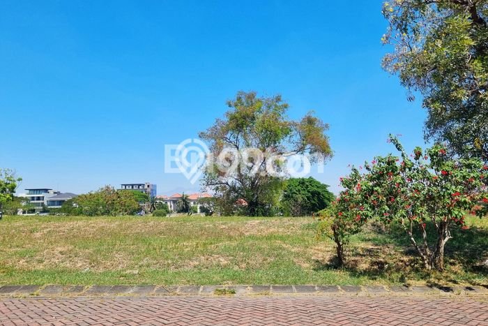 Kavling Tanah untuk Dijual di Graha, Surabaya, Luas 1490m2 Kavling Tanah untuk Dijual di Graha, Surabaya, Luas 1490m2