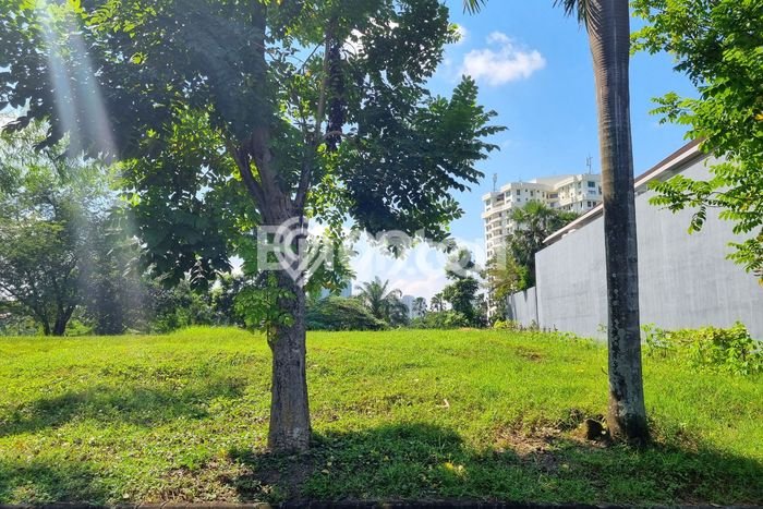Dijual Tanah Lokasi Graha, Surabaya Seluas 1600m2 Dijual Tanah Lokasi Graha, Surabaya Seluas 1600m2