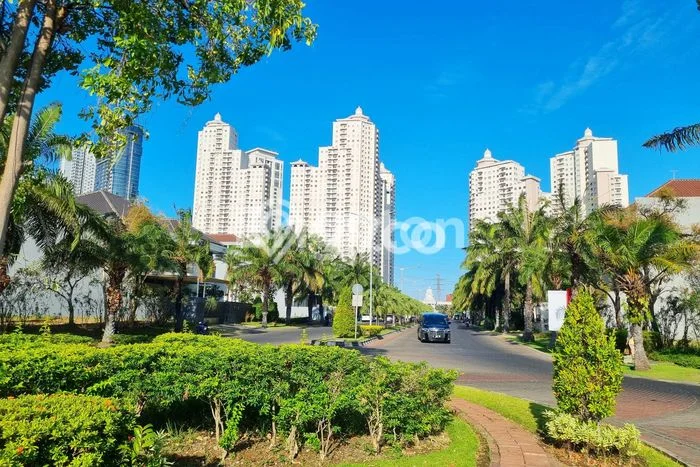PRIME LOCATION! Tanah Kawasan Pakuwon Indah, Luas 1122m2m², Cocok untuk Investasi PRIME LOCATION! Tanah Kawasan Pakuwon Indah, Luas 1122m2m², Cocok untuk Investasi