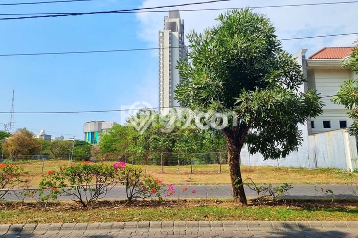 Tanah Kavling Dijual di Graha, Surabaya dengan Luas Tanah 809m2 Tanah Kavling Dijual di Graha, Surabaya dengan Luas Tanah 809m2