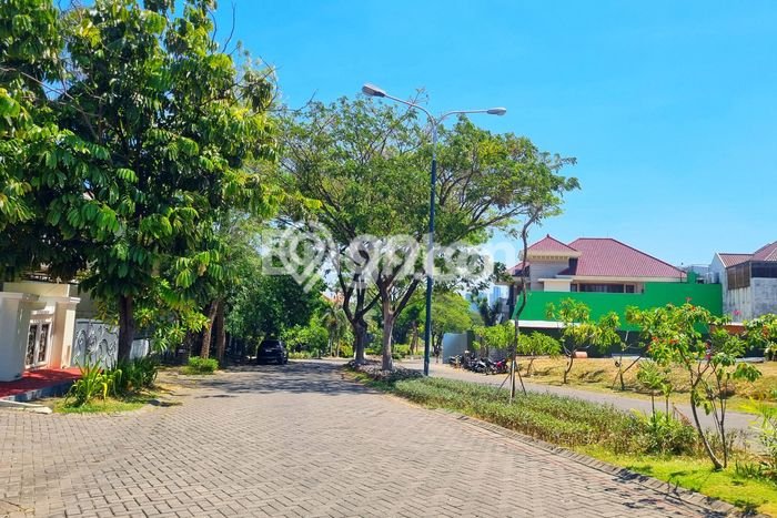 Tanah Siap Bangun Dijual di Surabaya Punya Luas 554m2 Tanah Siap Bangun Dijual di Surabaya Punya Luas 554m2