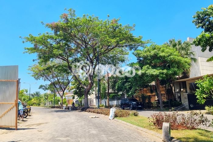Tanah Siap Bangun Dijual di Surabaya Punya Luas 554m2 Tanah Siap Bangun Dijual di Surabaya Punya Luas 554m2