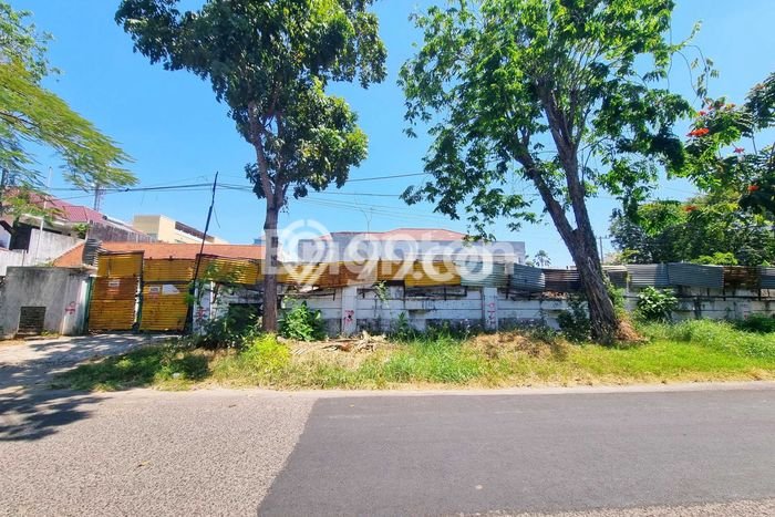 Tanah Kosong Dijual di Surabaya dengan Area 1108m2 Tanah Kosong Dijual di Surabaya dengan Area 1108m2