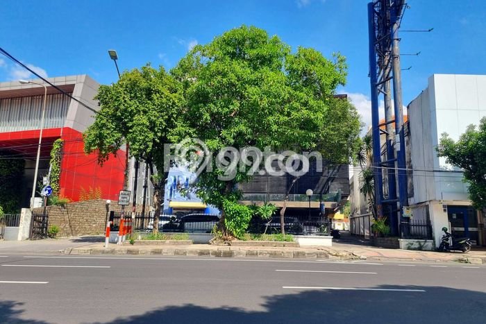 Komersial Dijual di Surabaya LT 3600m2 & LB 3800m2 Lokasi Terbaik! Komersial Dijual di Surabaya LT 3600m2 & LB 3800m2 Lokasi Terbaik!