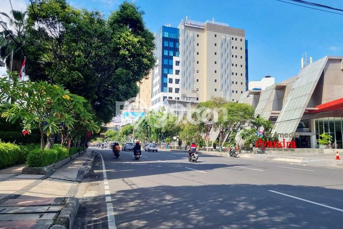 Komersial Dijual di Surabaya LT 3600m2 & LB 3800m2 Lokasi Terbaik! Komersial Dijual di Surabaya LT 3600m2 & LB 3800m2 Lokasi Terbaik!