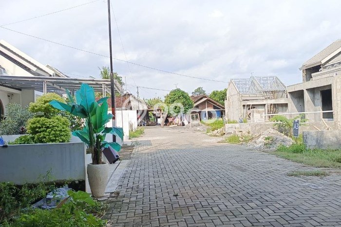 Tanah di Wonokromo, Surabaya Luas 71m2 Dijual Segera Tanah di Wonokromo, Surabaya Luas 71m2 Dijual Segera