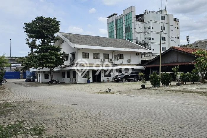 Unit Gudang Dijual di Tangerang LT 3930m2 & LB 3930m2 Unit Gudang Dijual di Tangerang LT 3930m2 & LB 3930m2