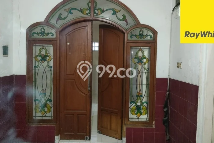 Rumah Asri di , 1 KM, Luas 144m2m² LB 100m2m² Rumah Asri di , 1 KM, Luas 144m2m² LB 100m2m²