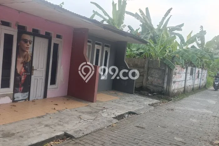 Lahan Kosong Dijual di Sawangan, Depok, Luas 107m2 Area Strategis Lahan Kosong Dijual di Sawangan, Depok, Luas 107m2 Area Strategis