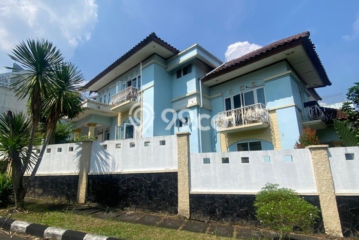 Siap Huni Rumah Mewah 5 Kamar di Ciputat Timur Dekat ke Mana Pun Siap Huni Rumah Mewah 5 Kamar di Ciputat Timur Dekat ke Mana Pun