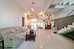 Rumah Elit LB 275m2 Siap Huni Desain Elegan di Gandul, Depok Rumah Elit LB 275m2 Siap Huni Desain Elegan di Gandul, Depok