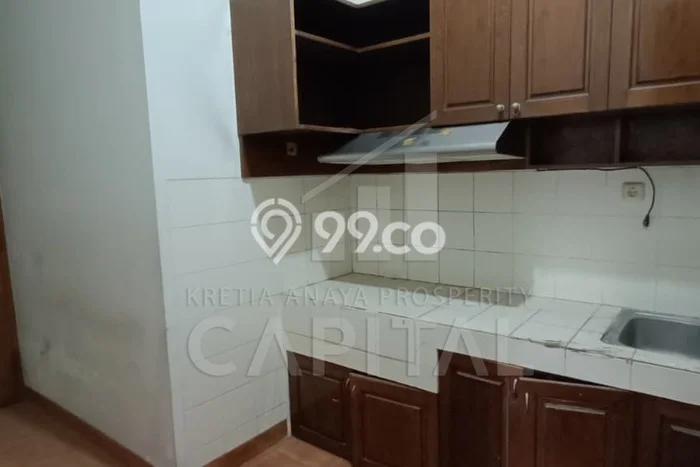 Rumah Kontrakan Bandung LT 230m2 LB 200m2 Area Riau Rumah Kontrakan Bandung LT 230m2 LB 200m2 Area Riau