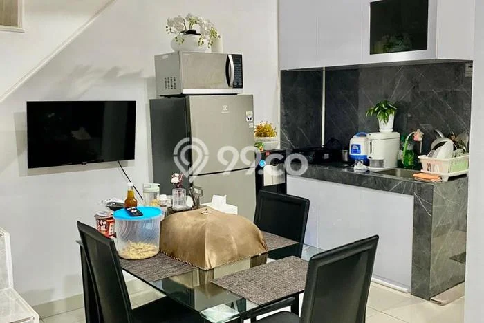 Jual Rumah Eksklusif 3 KT di Gading Serpong, Tangerang Jual Rumah Eksklusif 3 KT di Gading Serpong, Tangerang