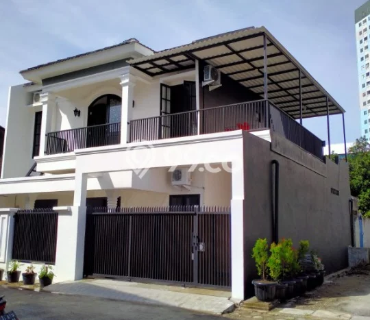 Dijual Cepat Rumah Favorit Siap Huni LB 180m2 di Ciputat, Tangerang Selatan Dijual Cepat Rumah Favorit Siap Huni LB 180m2 di Ciputat, Tangerang Selatan
