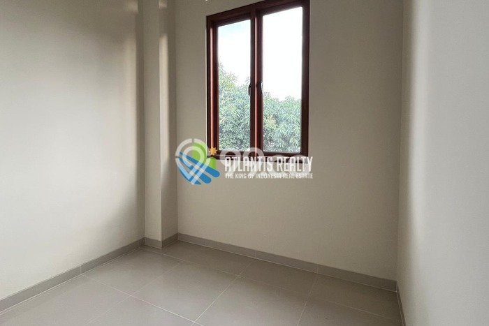 Hunian Nyaman Asri 3 KT Siap Pakai di Graha Raya Bintaro Tangerang Selatan Hunian Nyaman Asri 3 KT Siap Pakai di Graha Raya Bintaro Tangerang Selatan