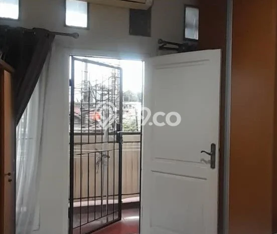 Dijual Cepat Rumah Favorit Siap Huni LB 140m2 di Ciledug, Tangerang Dijual Cepat Rumah Favorit Siap Huni LB 140m2 di Ciledug, Tangerang