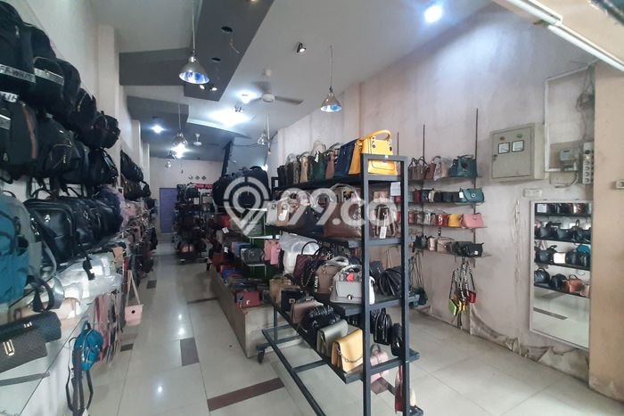 Unit Ruko Dijual di Pontianak Kota Pontianak Luas Tanah 122m2, Luas Bangunan 192m2 Unit Ruko Dijual di Pontianak Kota Pontianak Luas Tanah 122m2, Luas Bangunan 192m2