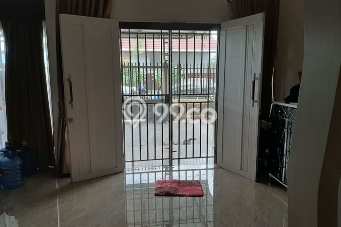 Rumah Strategis Modern Lb 288m2 di Pontianak Selatan, Pontianak Rumah Strategis Modern Lb 288m2 di Pontianak Selatan, Pontianak