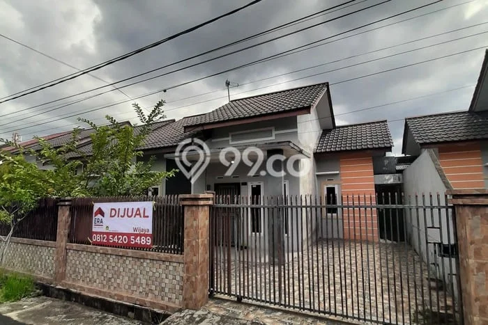 Jual Rumah Harga Miring Pontianak Timur Punya 2 KT & LT 170m2 Jual Rumah Harga Miring Pontianak Timur Punya 2 KT & LT 170m2