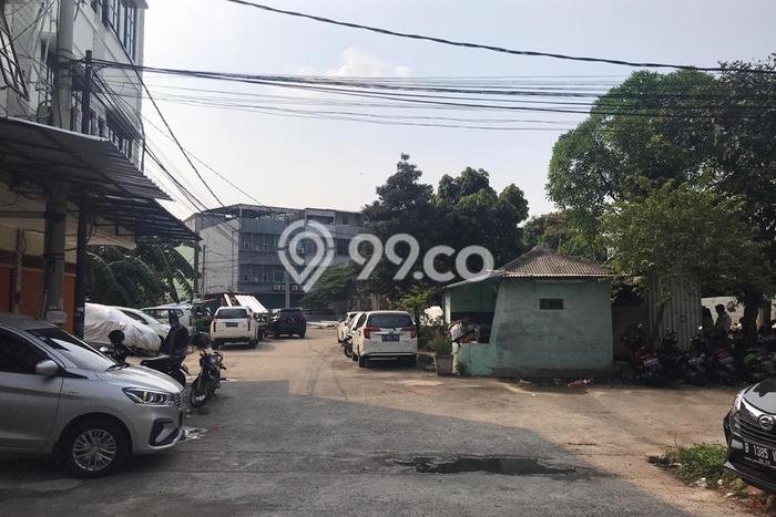 Unit Ruko Dijual di Jakarta Barat LT 62m2 & LB 187m2 Unit Ruko Dijual di Jakarta Barat LT 62m2 & LB 187m2