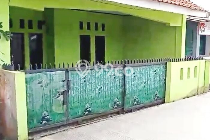 Rumah Hadap Jalan Kabupaten Rumah Hadap Jalan Kabupaten