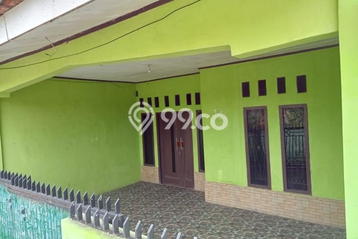 Rumah Hadap Jalan Kabupaten Rumah Hadap Jalan Kabupaten