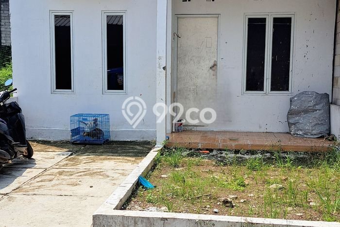 Rumah Dekat Jalur Angkot Rumah Dekat Jalur Angkot