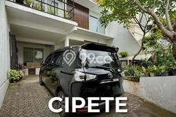 Ready to Use! Premium House LT 215m2 Desain Elegan di Cipete Ready to Use! Premium House LT 215m2 Desain Elegan di Cipete