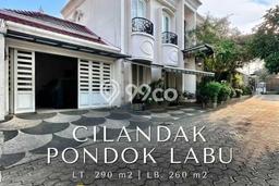 Rumah Eksklusif Siap Huni LT 290m2 di Cilandak, Jakarta Selatan Rumah Eksklusif Siap Huni LT 290m2 di Cilandak, Jakarta Selatan