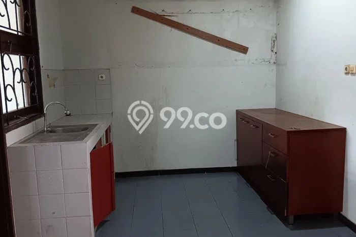 BEST DEAL! Rumah area Tanjung Barat, 2 KM, Dekat Fasilitas Umum, Luas 120m² Bangunan 200m² BEST DEAL! Rumah area Tanjung Barat, 2 KM, Dekat Fasilitas Umum, Luas 120m² Bangunan 200m²