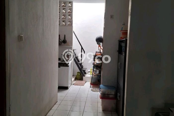 Jual Rumah Strategis Bagus Punya 3 KT di Taman Holis Indah Bandung SHM Jual Rumah Strategis Bagus Punya 3 KT di Taman Holis Indah Bandung SHM