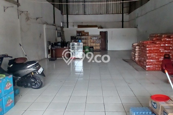 Gudang Dijual di Bandung LT 240m2 & LB 190m2 Lokasi Terbaik! Gudang Dijual di Bandung LT 240m2 & LB 190m2 Lokasi Terbaik!