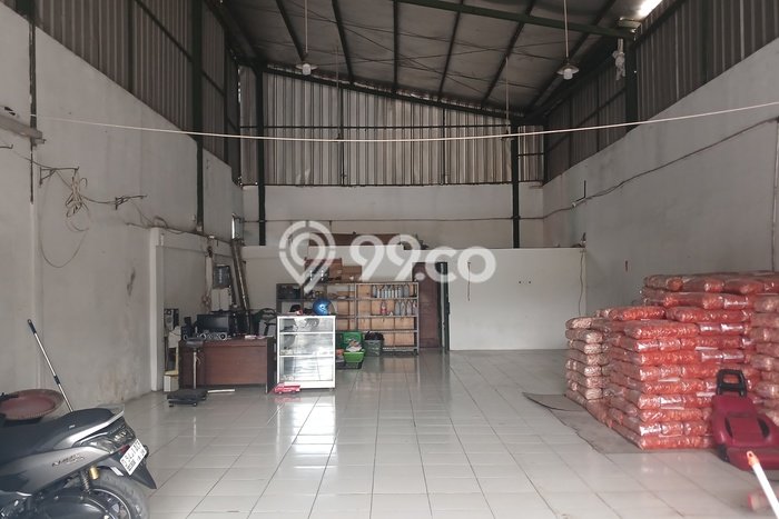 Gudang Dijual di Bandung LT 240m2 & LB 190m2 Lokasi Terbaik! Gudang Dijual di Bandung LT 240m2 & LB 190m2 Lokasi Terbaik!