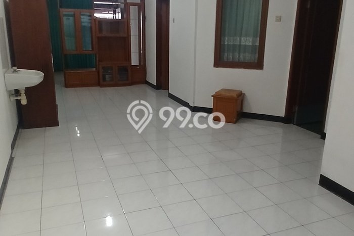 Disewakan Rumah Murah di BKR Bandung dengan 2 Kamar Tidur Disewakan Rumah Murah di BKR Bandung dengan 2 Kamar Tidur