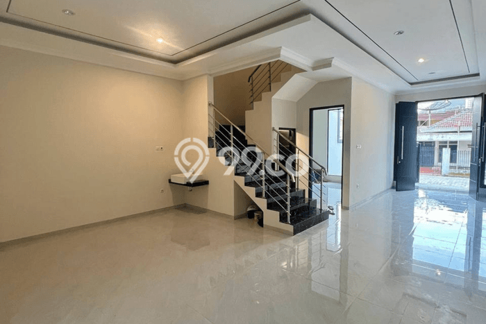 For Sale! Premium House LT 120m2 Desain Modern di Manyar For Sale! Premium House LT 120m2 Desain Modern di Manyar