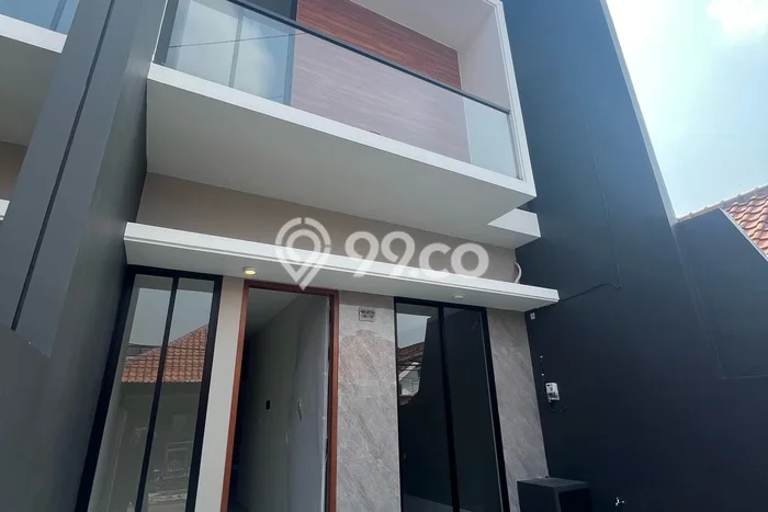 Rumah Modern Minimalis 4 KT Bisa Langsung Pindah di Sukolilo Rumah Modern Minimalis 4 KT Bisa Langsung Pindah di Sukolilo