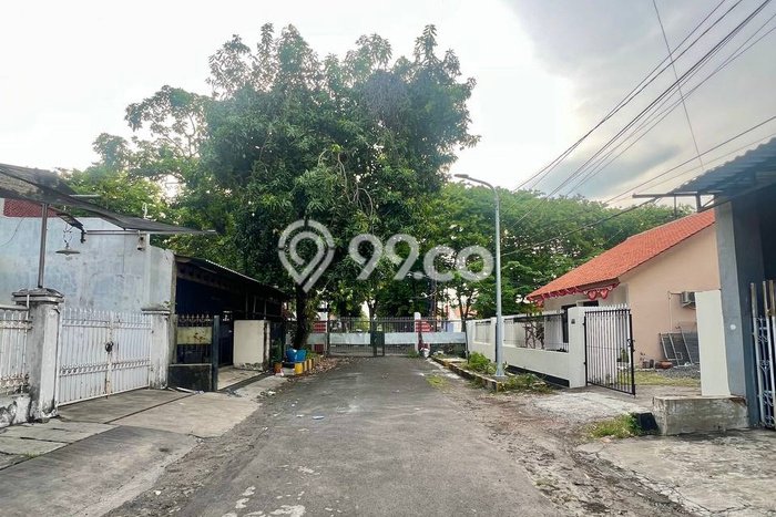 Tanah Dijual Lokasi Rungkut, Surabaya dengan Luas Tanah 300m2 dan Status SHM Tanah Dijual Lokasi Rungkut, Surabaya dengan Luas Tanah 300m2 dan Status SHM